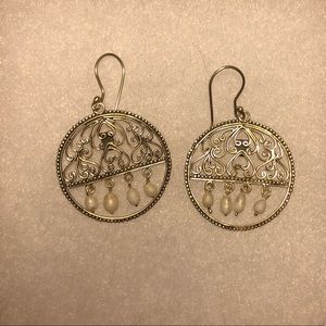 Beautiful barely worn earrings!